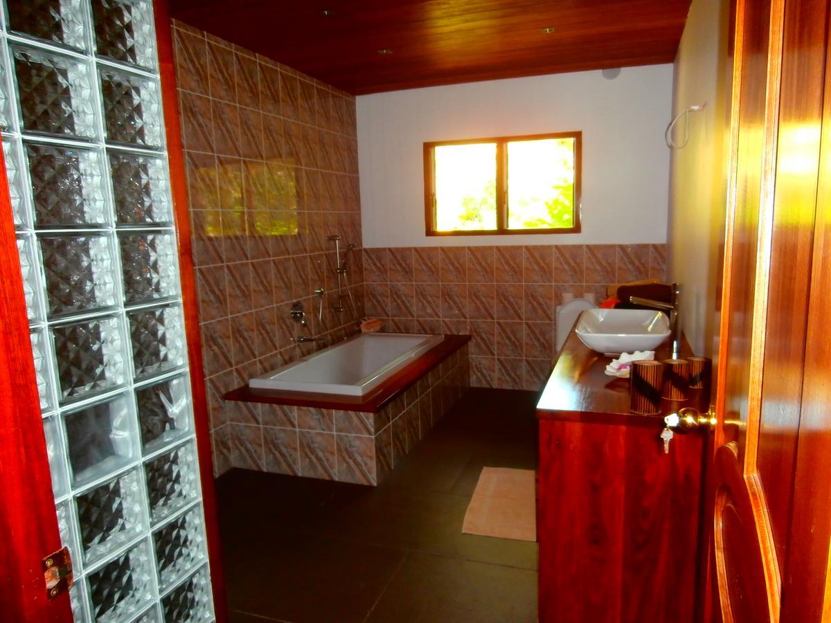 Korovesi Sunshine Villas Savusavu Eksteriør billede