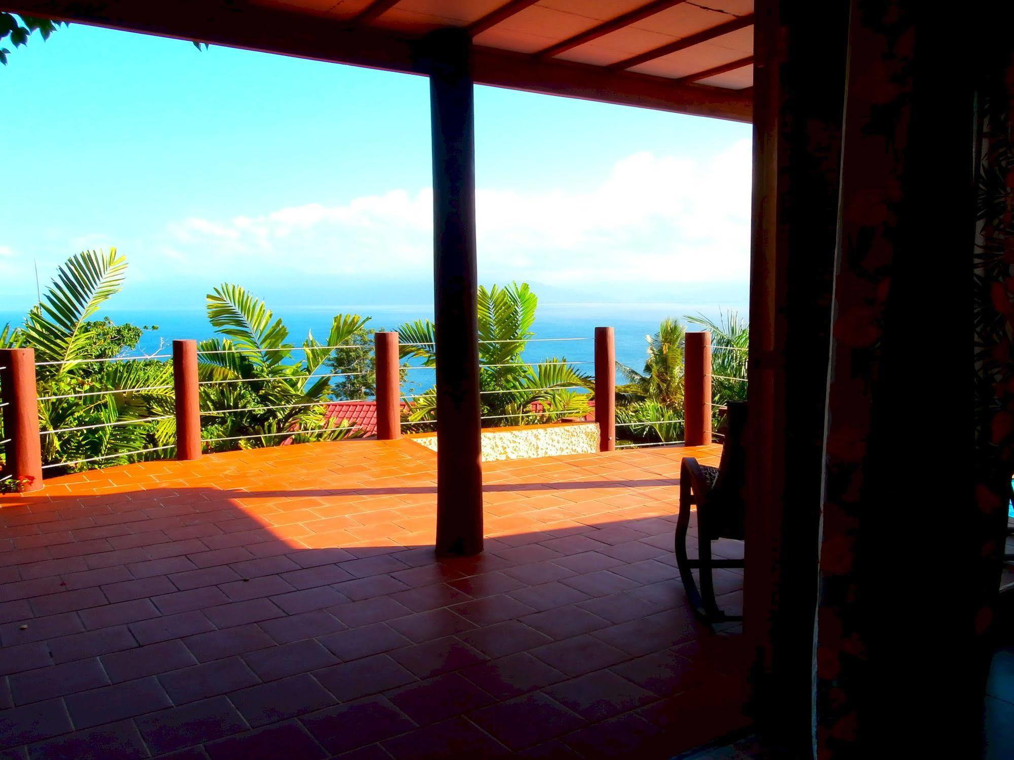 Korovesi Sunshine Villas Savusavu Eksteriør billede